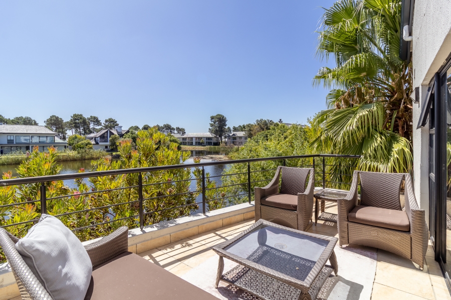 3 Bedroom Property for Sale in Pearl Valley at Val de Vie Western Cape